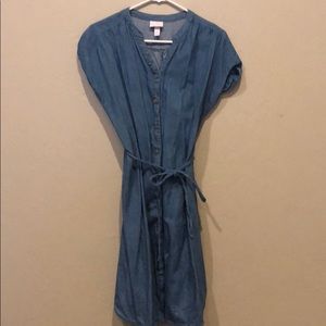 Jean button down maternity dress